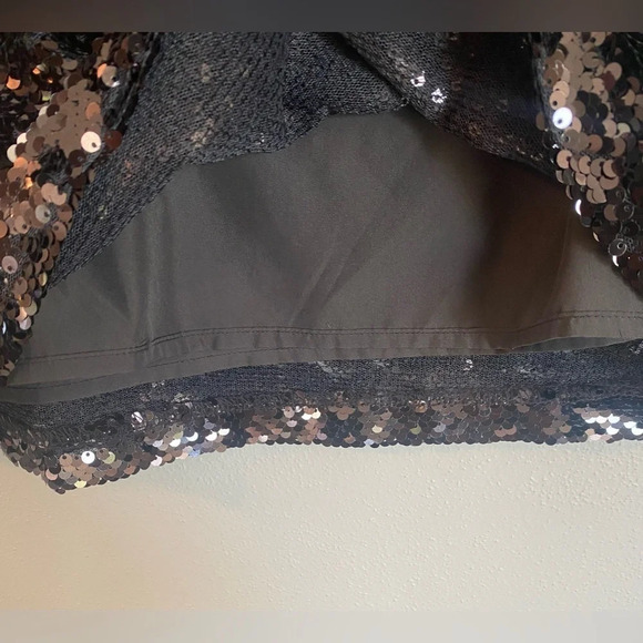 Ann Taylor | Black Sequence Top | Size S [B11] - Picture 5 of 5